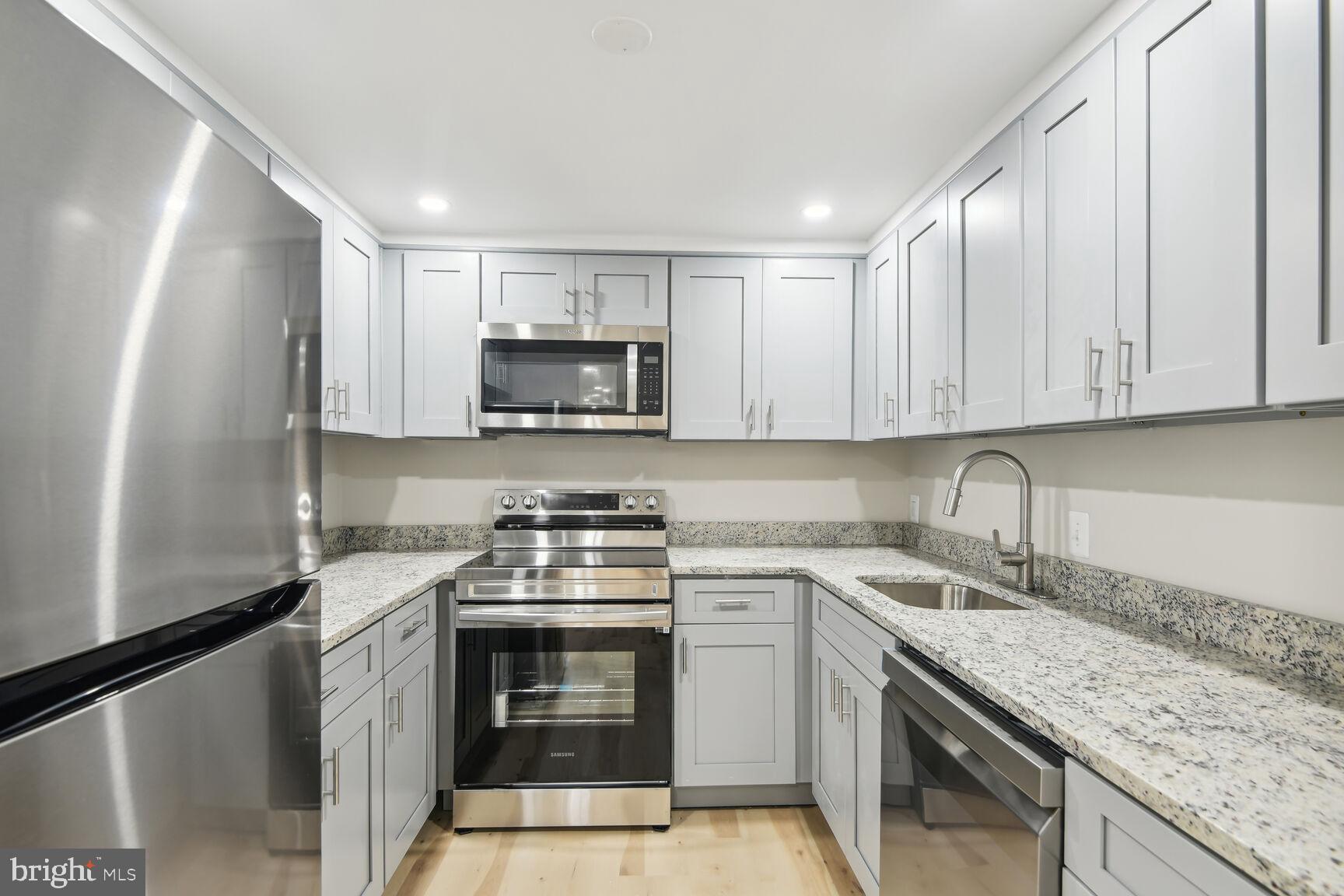 H STREET CORRIDOR - Residential Lease