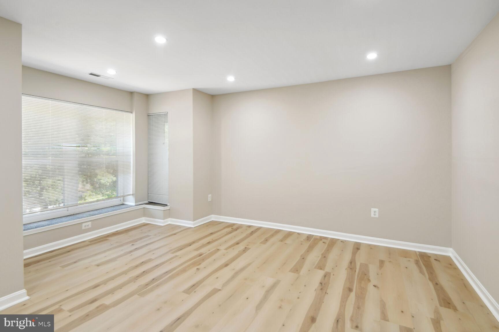 H STREET CORRIDOR - Residential Lease