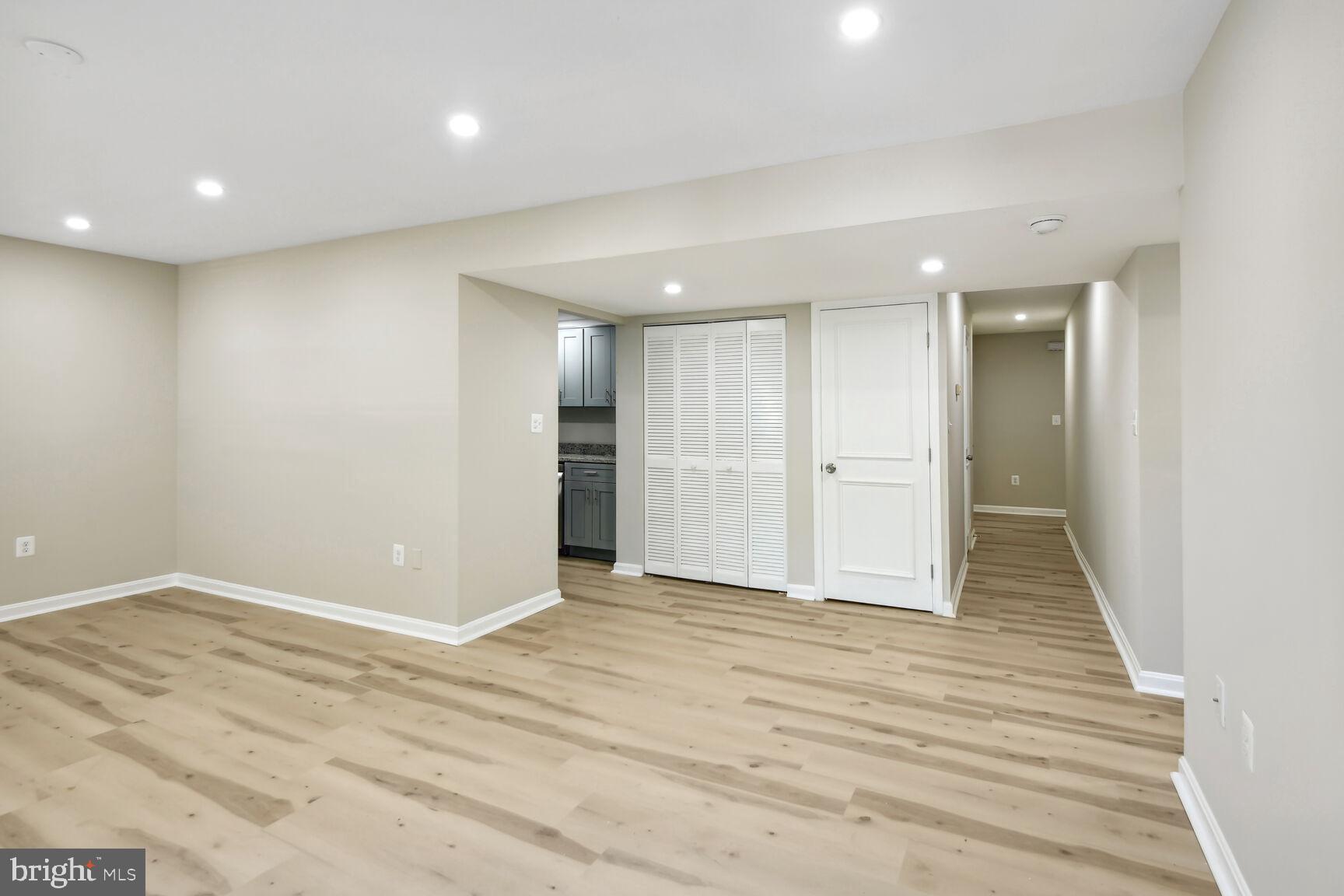 H STREET CORRIDOR - Residential Lease