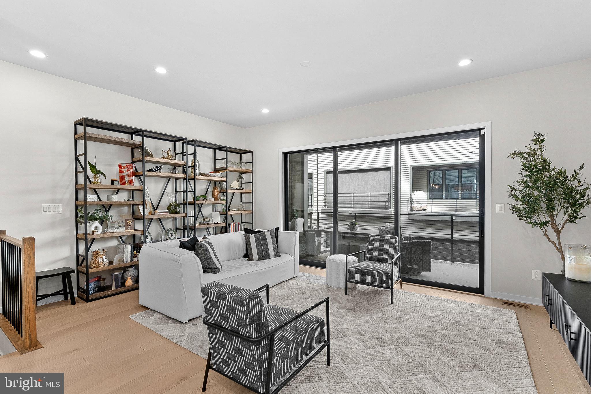 METRO WALK AT MOOREFIELD STATION - Residential