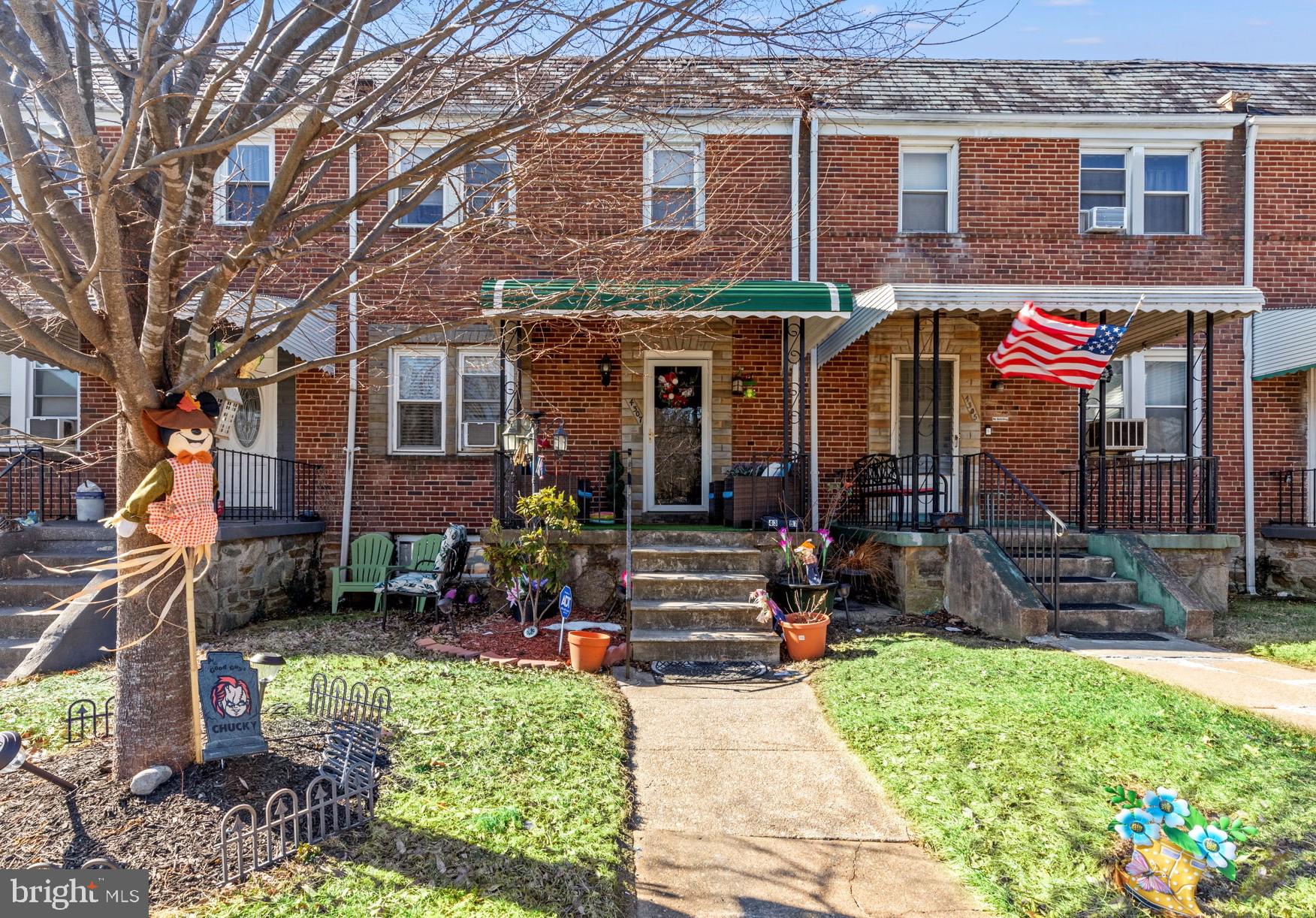 This charming split-level interior row home offers a spacious layout with three bedrooms and 1.5 baths. The main level features a large living room, a separate dining area, and a well-appointed kitchen with granite countertops and ample cabinetry. The lower level includes a convenient half bath, a laundry area, and additional living space. Enjoy the ease of off-street parking in the back, with plenty of street parking available out front. Ideally located within walking distance to the bus line and Parkside Shopping Center, you'll have access to dining, shopping, and everyday conveniences. With easy access to I-895, I-95, and Route 40, commuting is a breeze. This home blends comfort, convenience, and a prime location—don’t miss out!