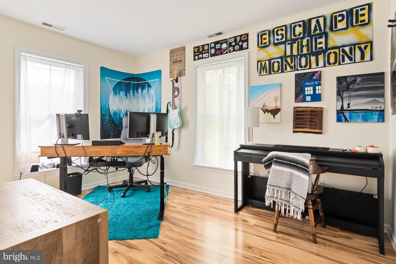 ROYAL OAK - Residential