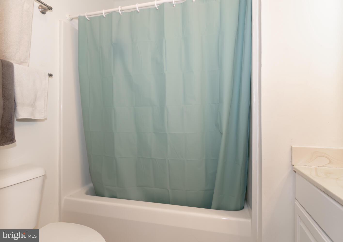 ROYAL OAK - Residential