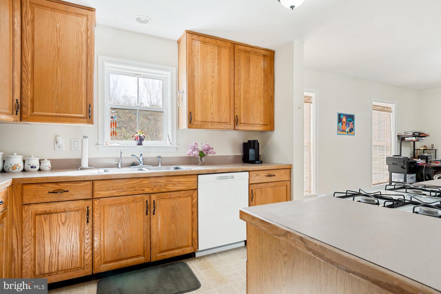 ROYAL OAK - Residential