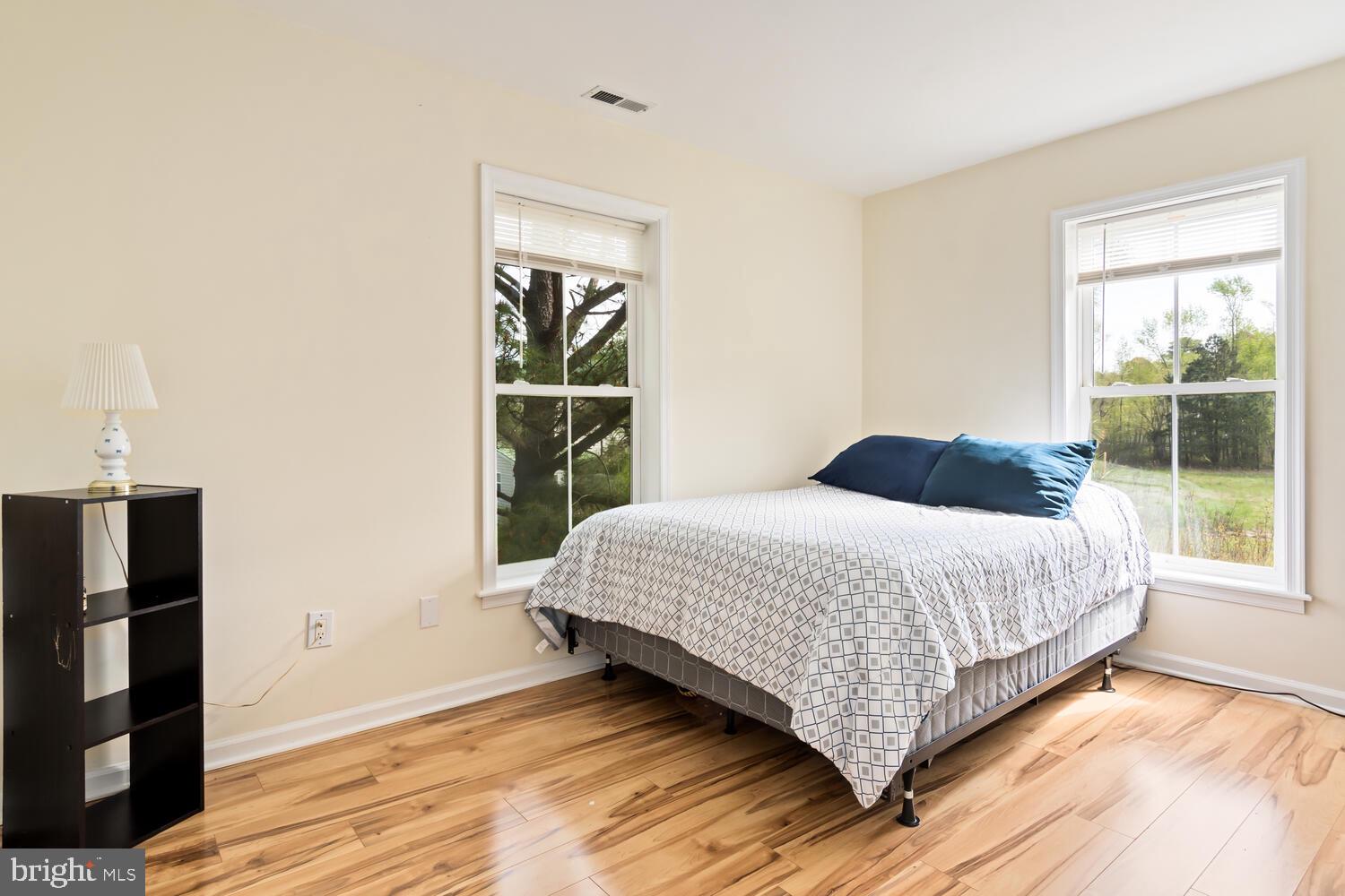 ROYAL OAK - Residential