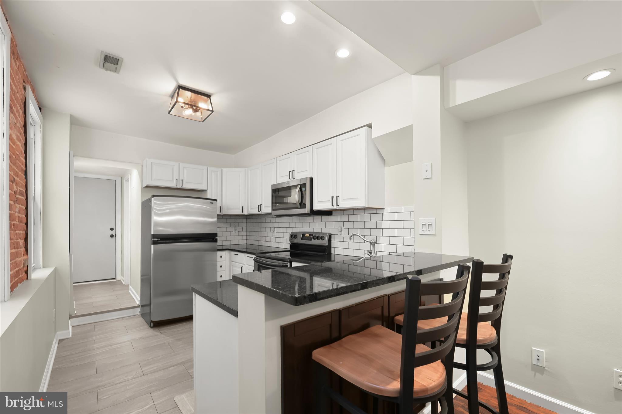 RIVERSIDE - Residential