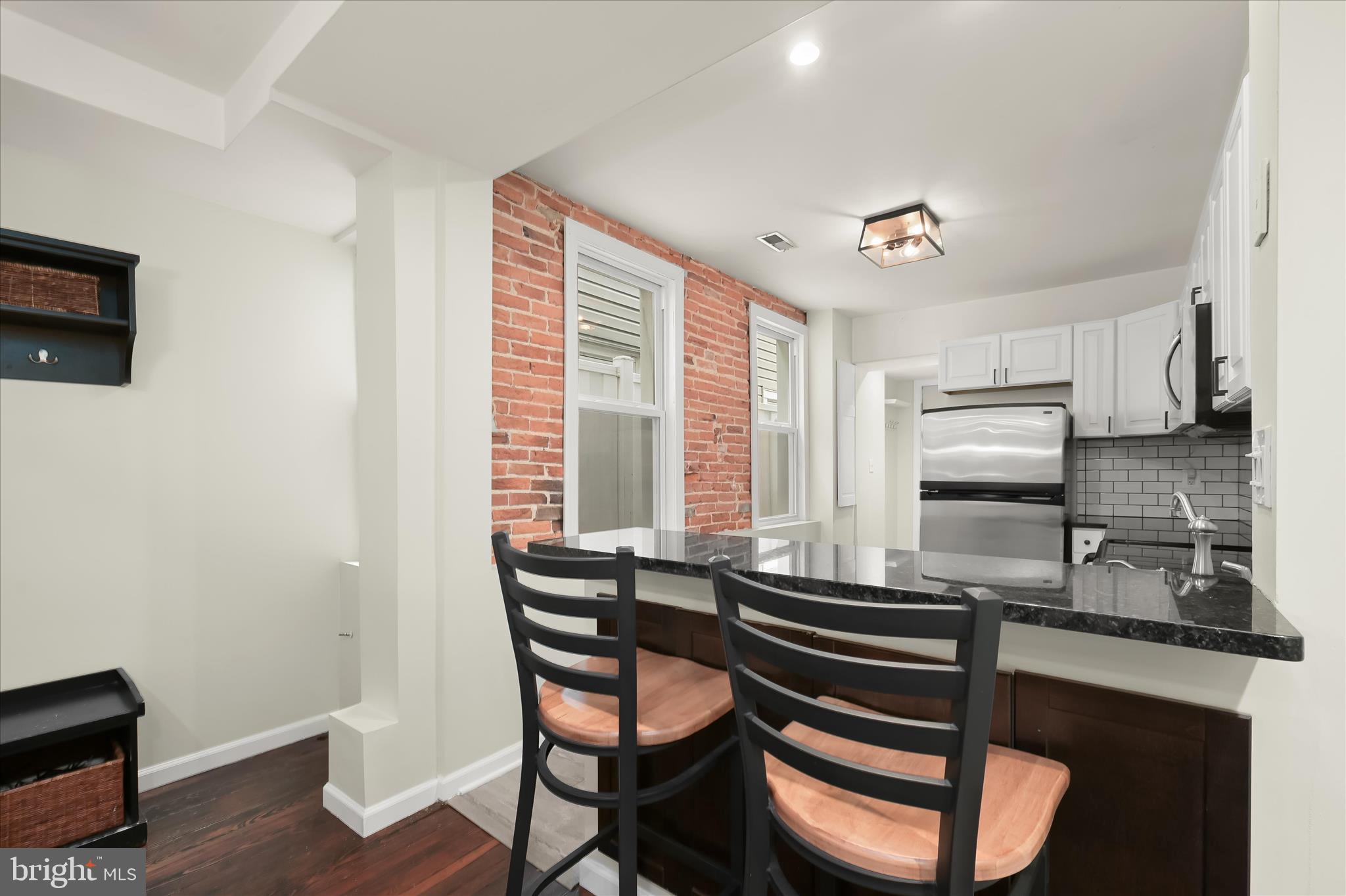 RIVERSIDE - Residential