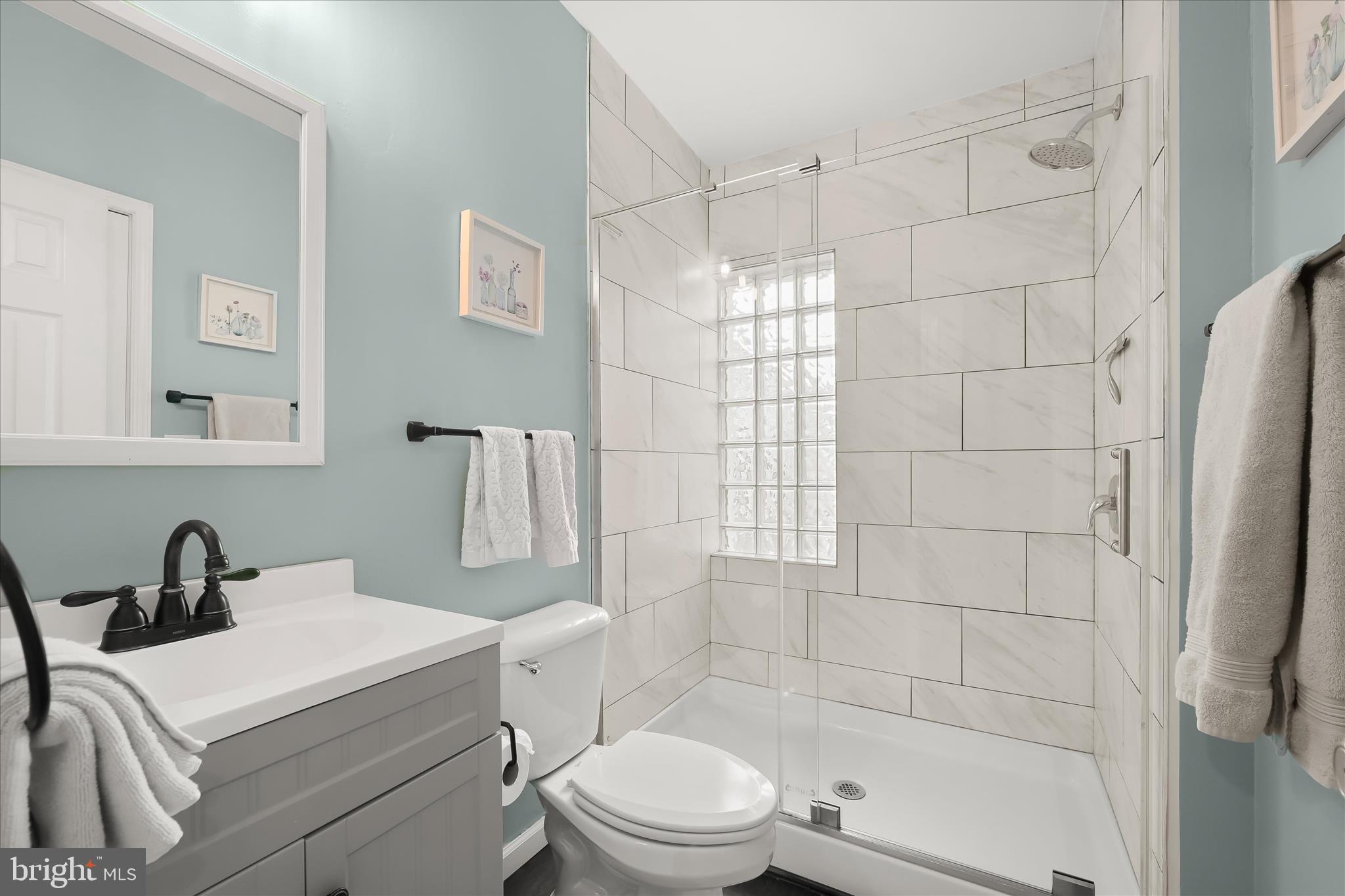 RIVERSIDE - Residential