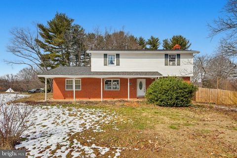 2124 OAKLYN DRIVE FALLSTON MD 21047