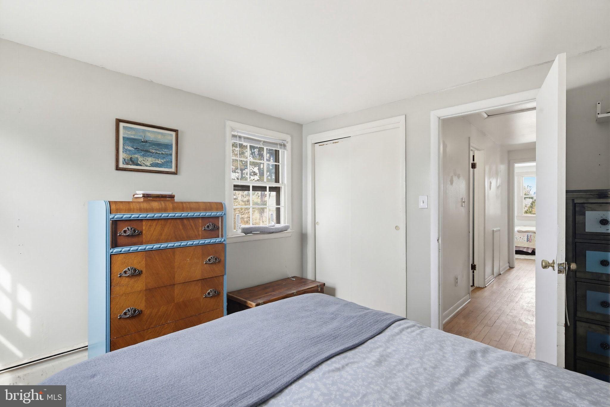 LAUREL BROOK - Residential