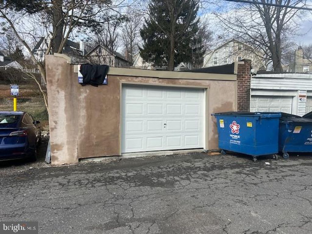 Photo of 272 N Keswick Avenue, GLENSIDE, PA 19038 (MLS # PAMC2131604)