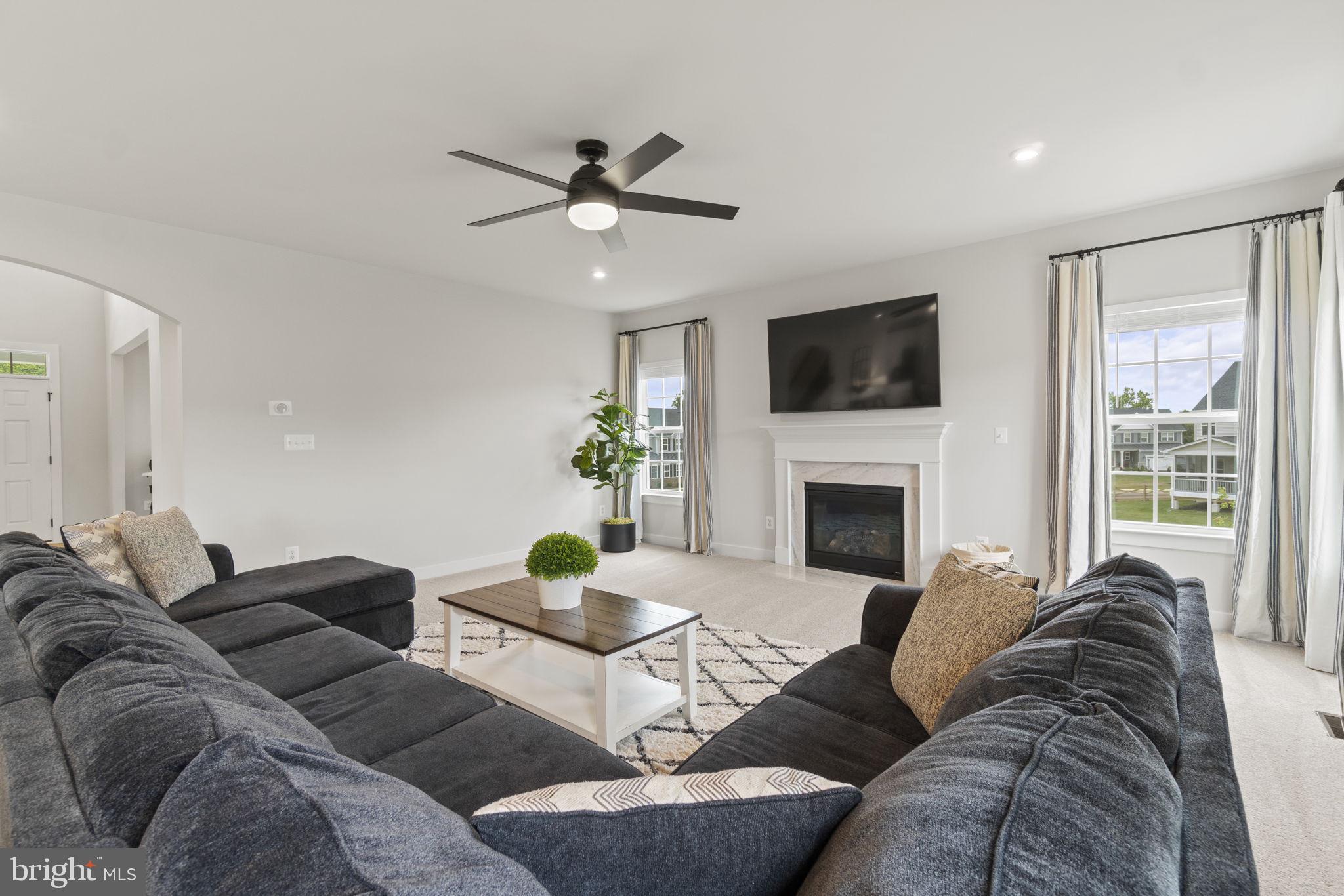 WARRENTON CHASE - Residential