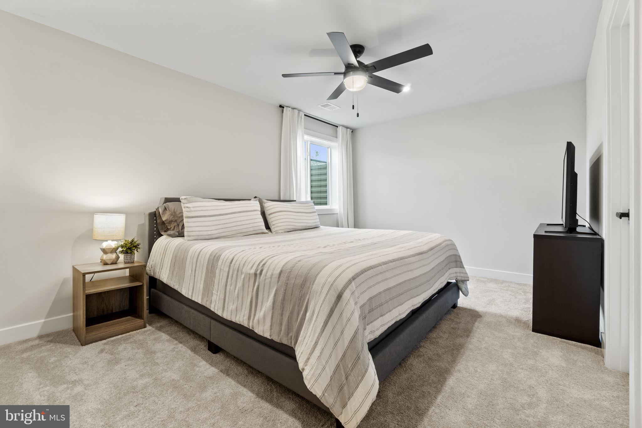 WARRENTON CHASE - Residential