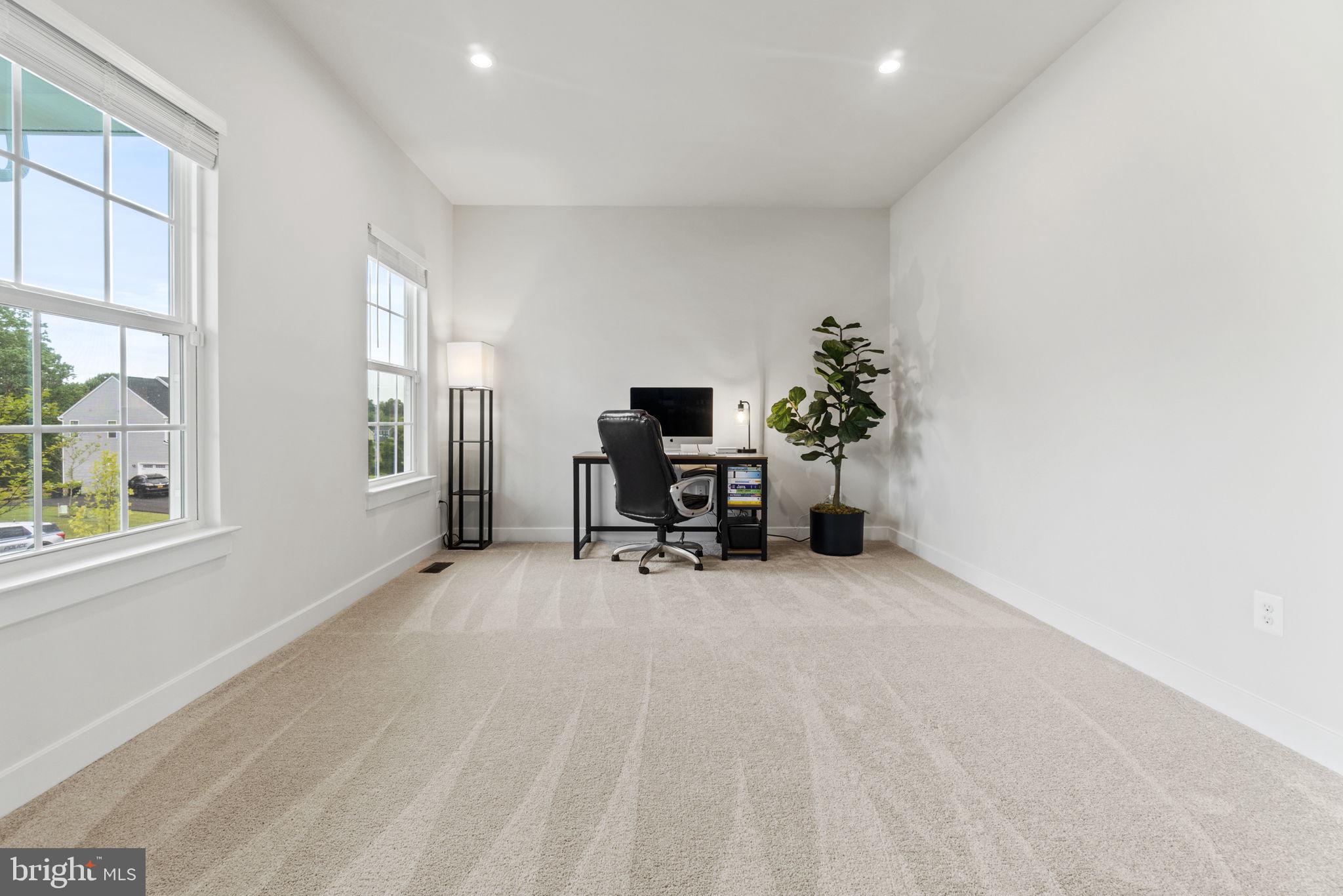 WARRENTON CHASE - Residential