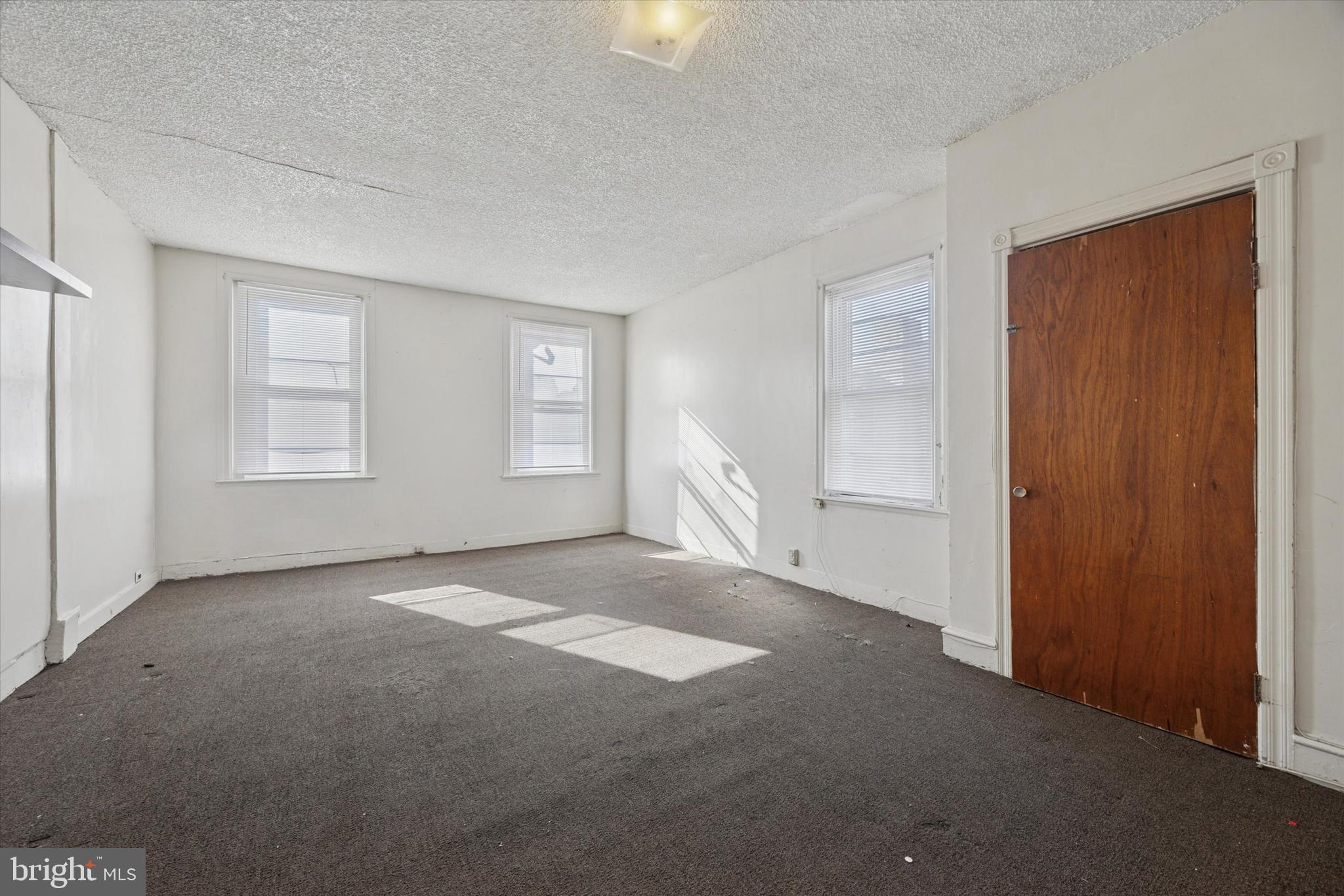 PHILADELPHIA (SOUTHWEST) - Residential Income