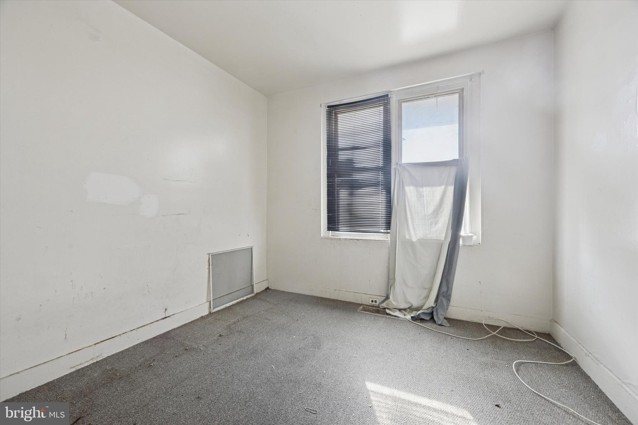 PHILADELPHIA (SOUTHWEST) - Residential Income