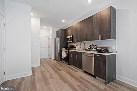 Condo For Rent - 3938 Haverford Avenue #B<br/> PHILADELPHIA, PA 19104