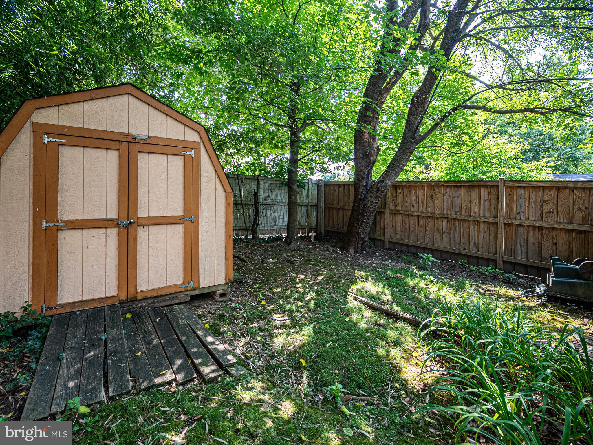 LYON PARK - Residential