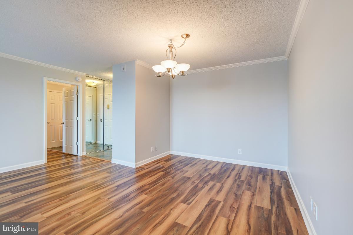 MONTEBELLO - Residential