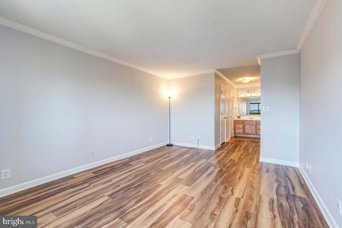 MONTEBELLO - Residential