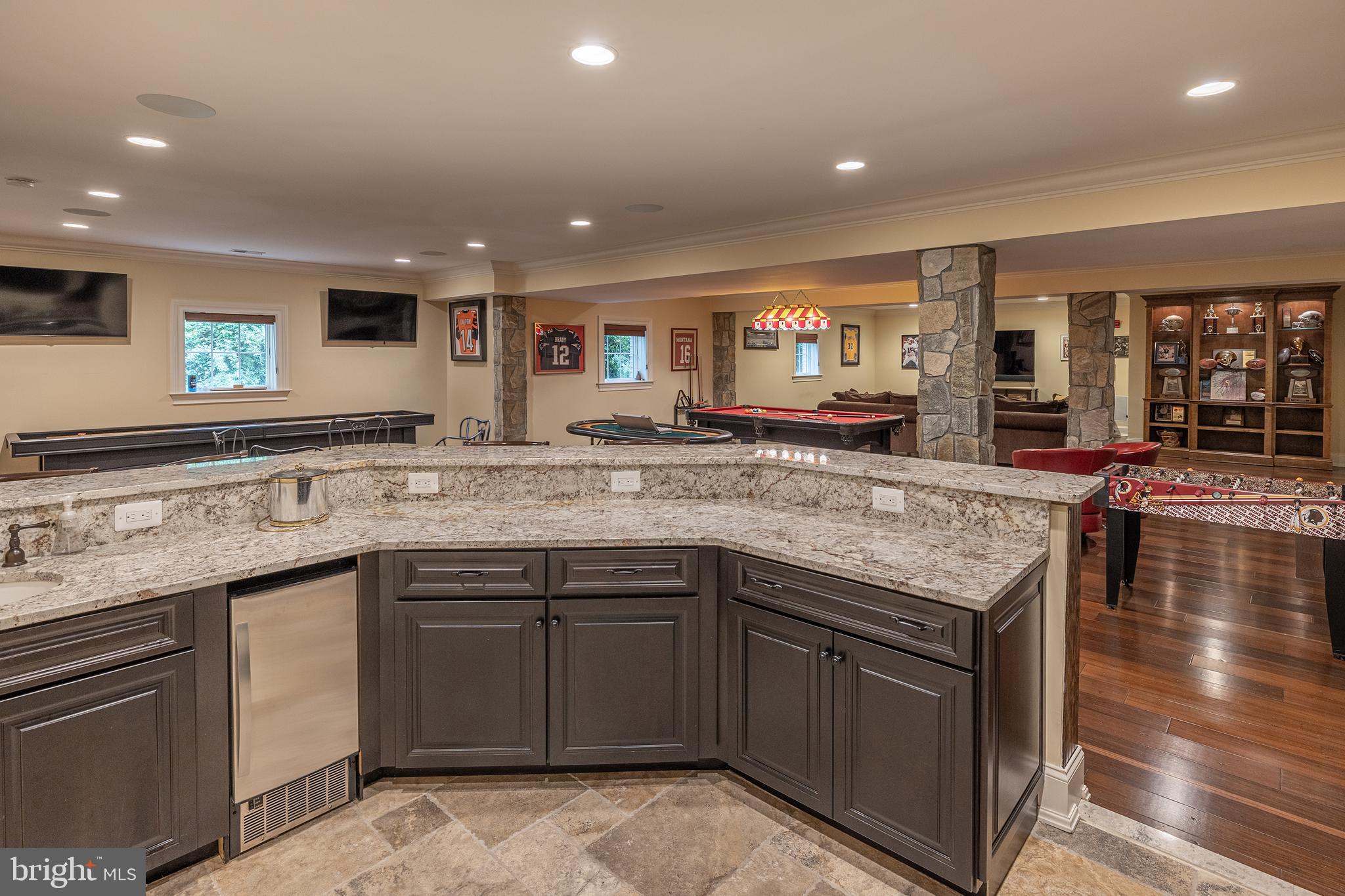 CREIGHTON FARMS - Residential