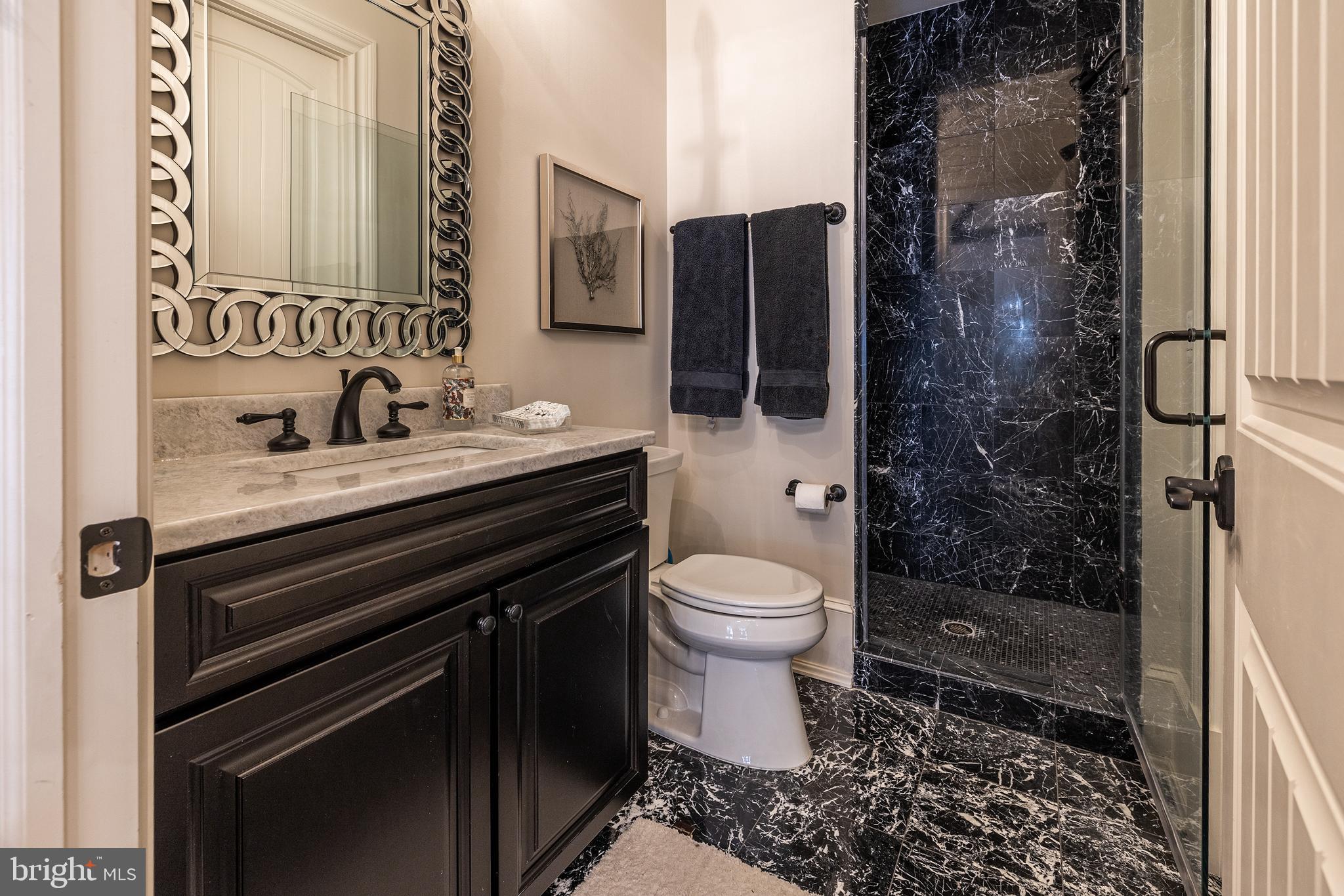 CREIGHTON FARMS - Residential