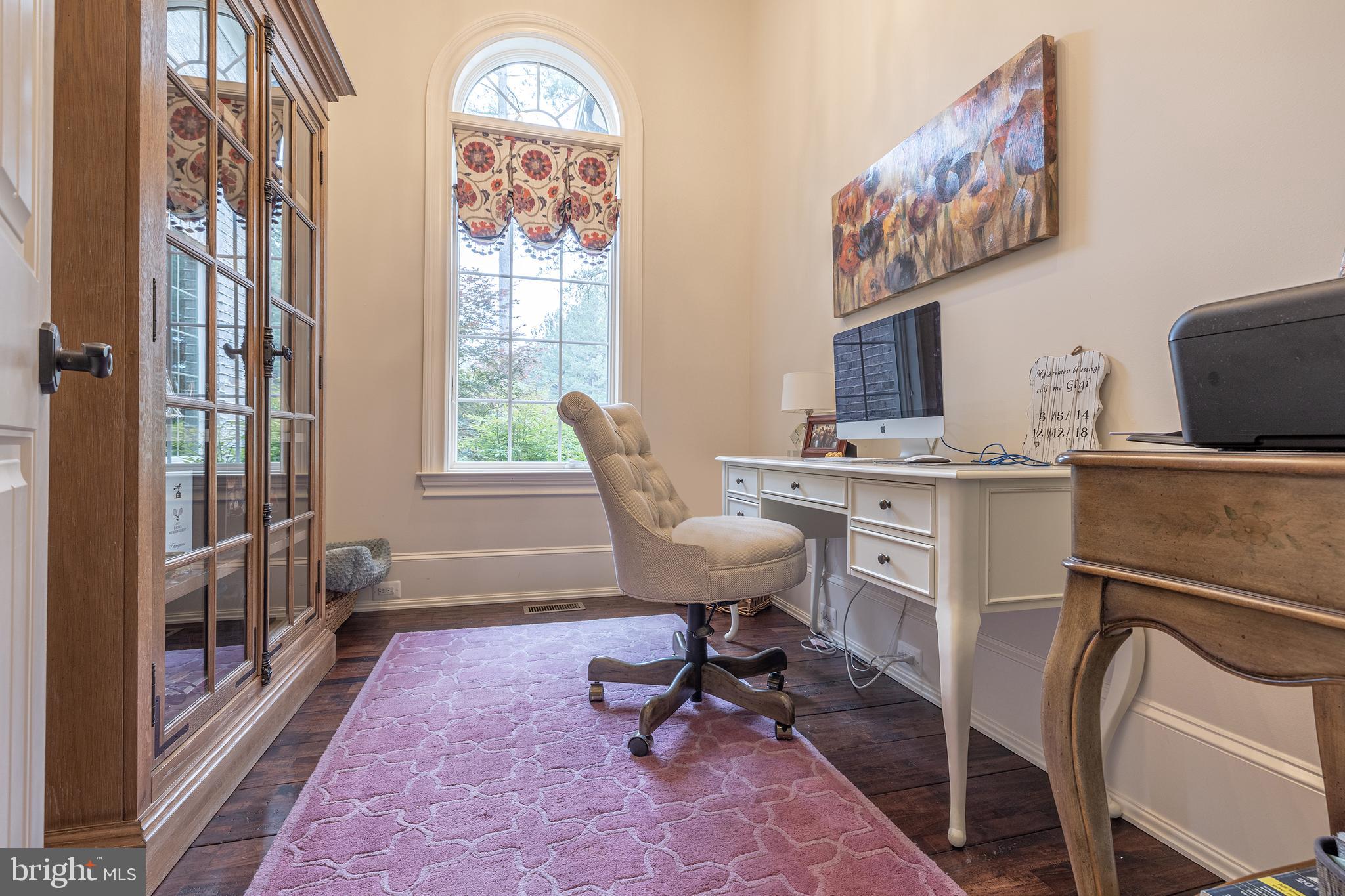 CREIGHTON FARMS - Residential