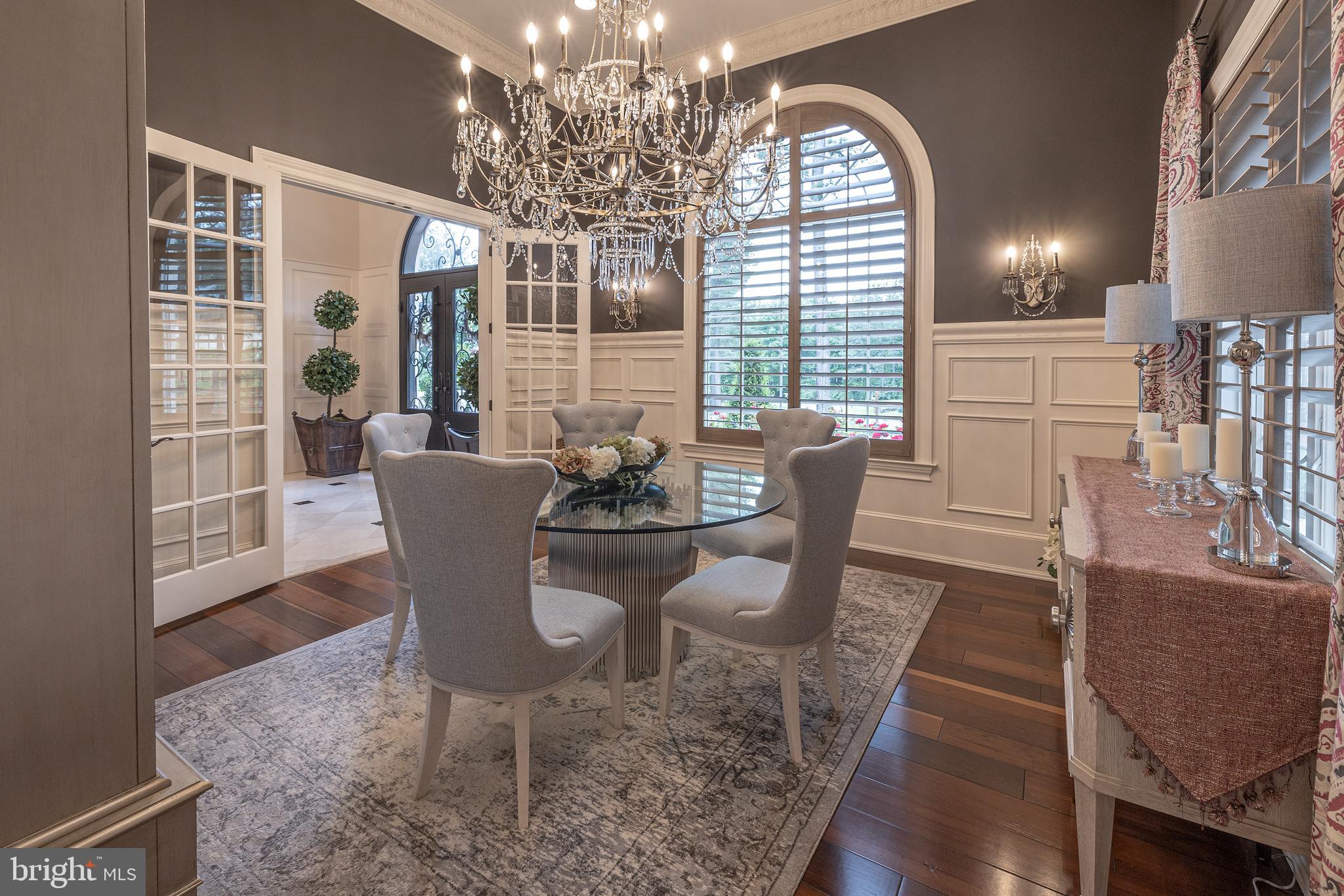 CREIGHTON FARMS - Residential