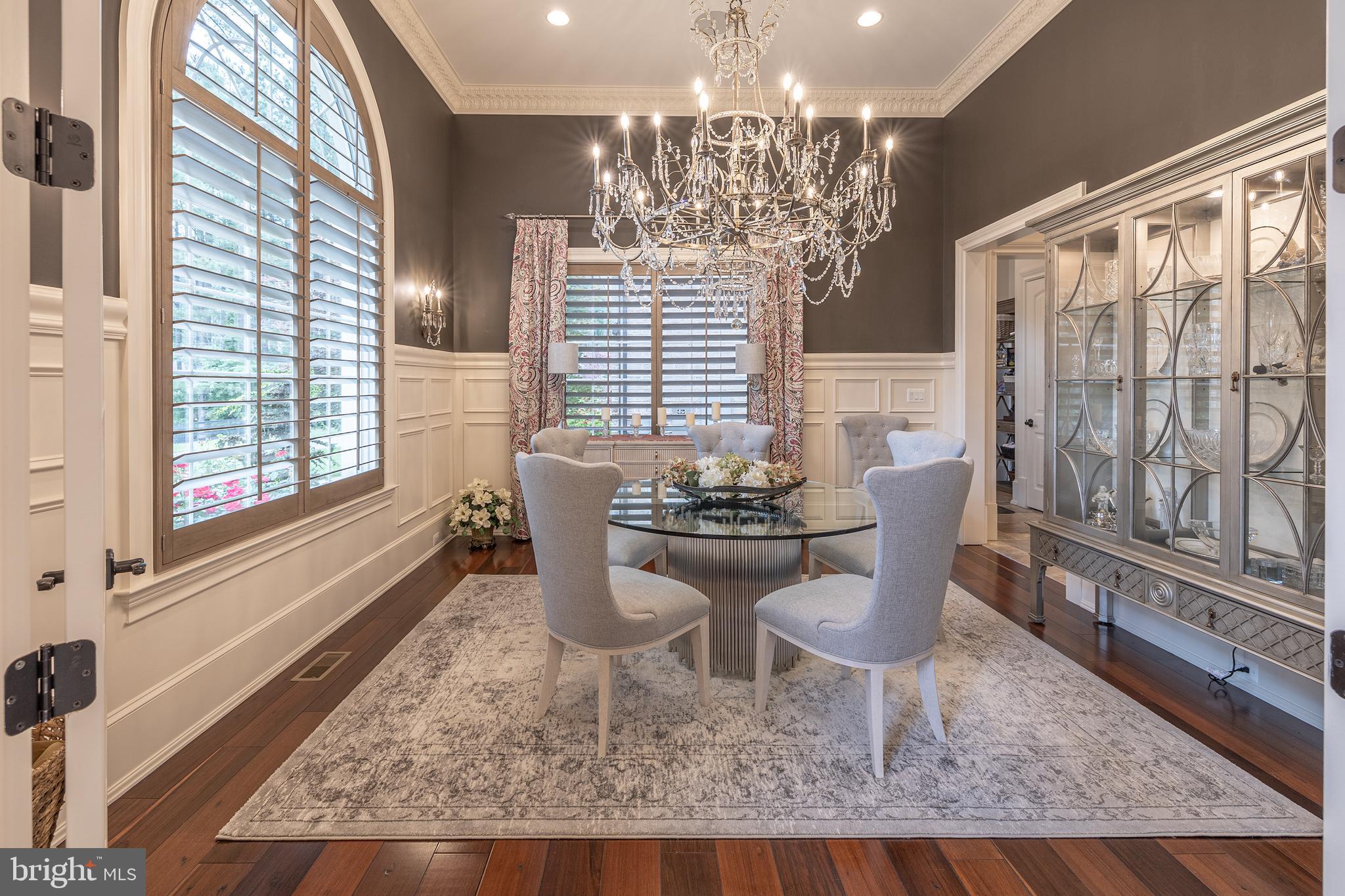 CREIGHTON FARMS - Residential