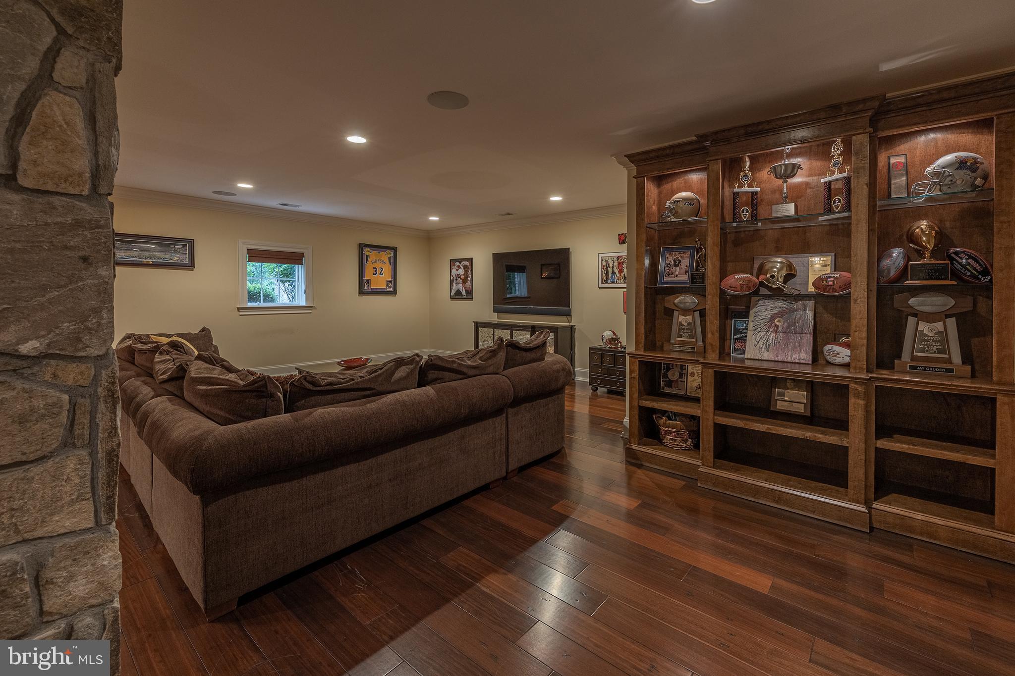 CREIGHTON FARMS - Residential