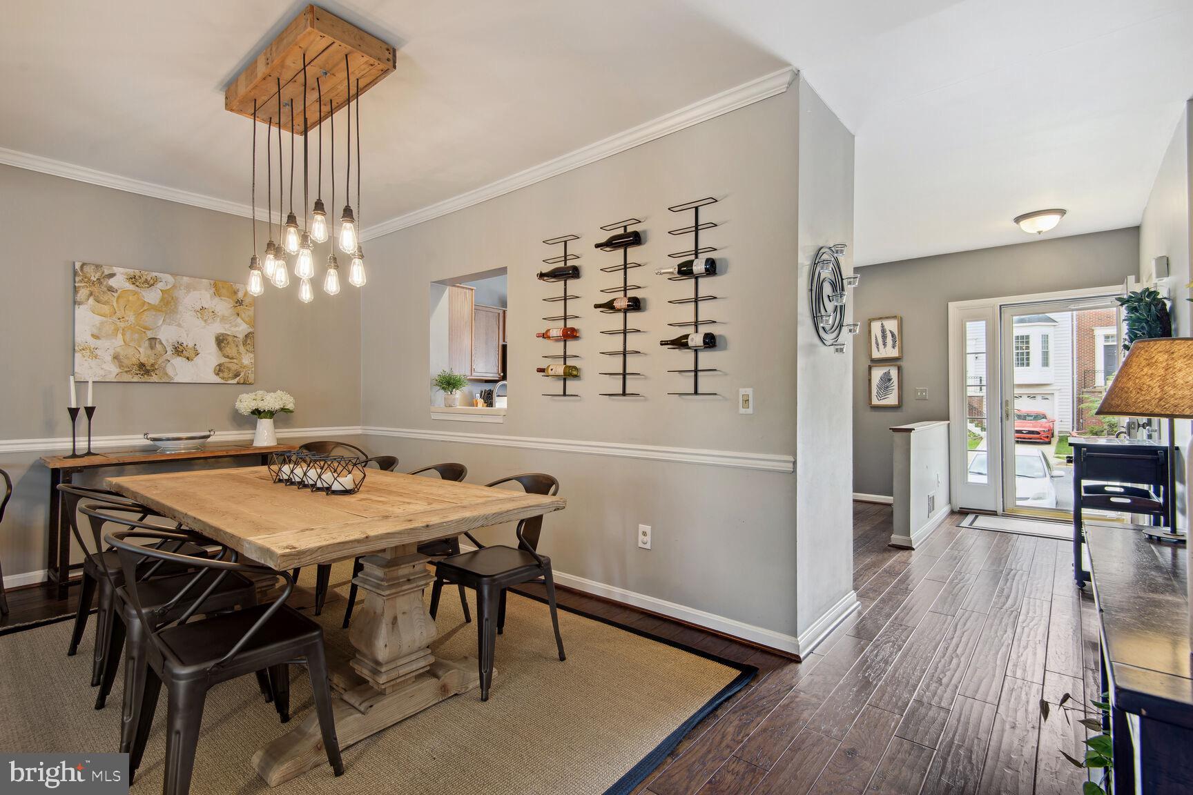 ASHBURN VILLAGE - Residential