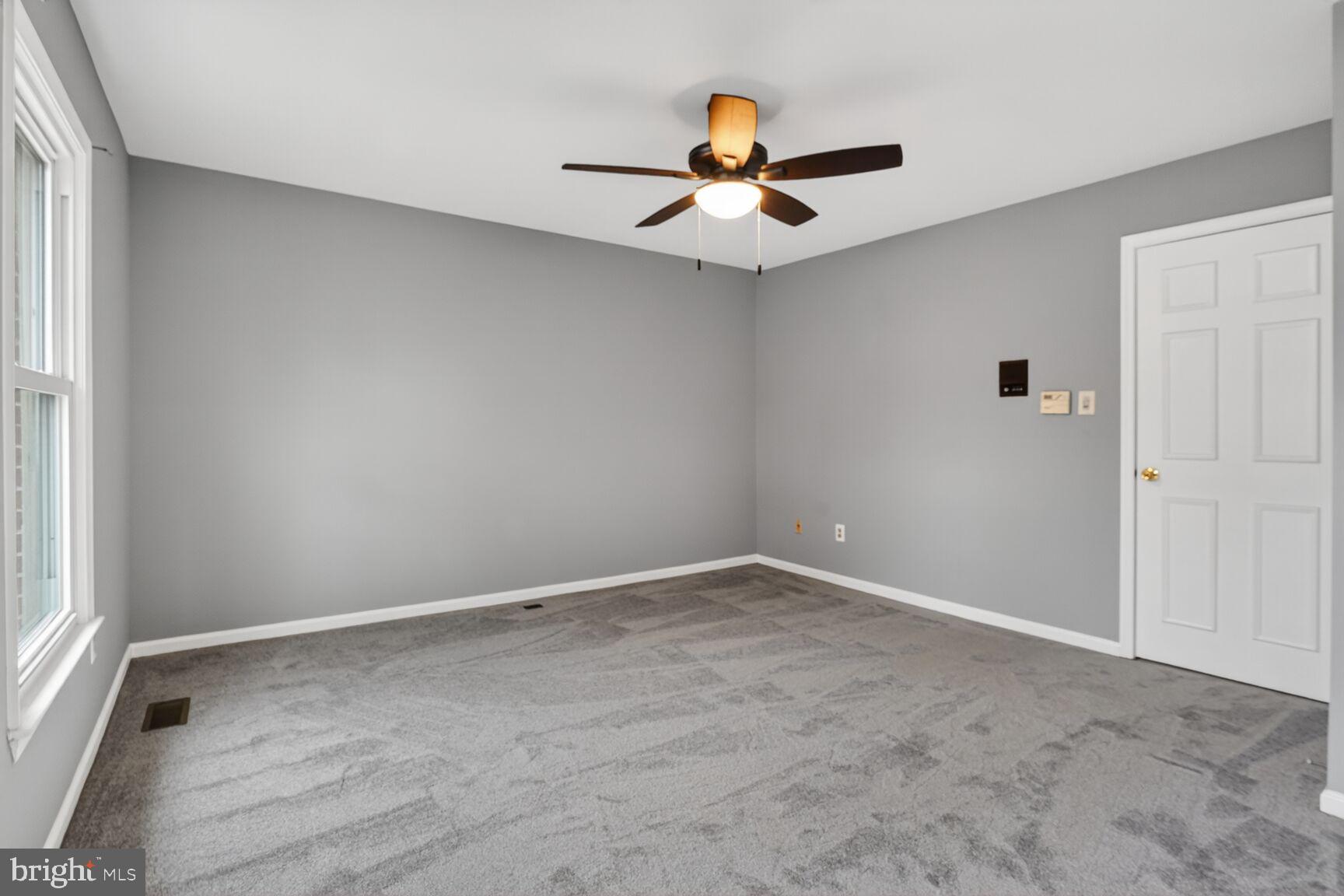 ADAMS WALK - Residential Lease