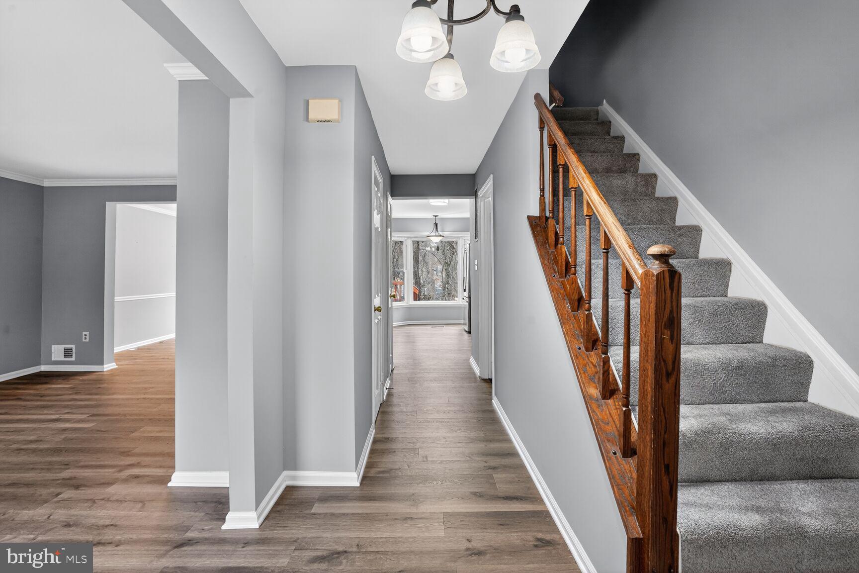 ADAMS WALK - Residential Lease