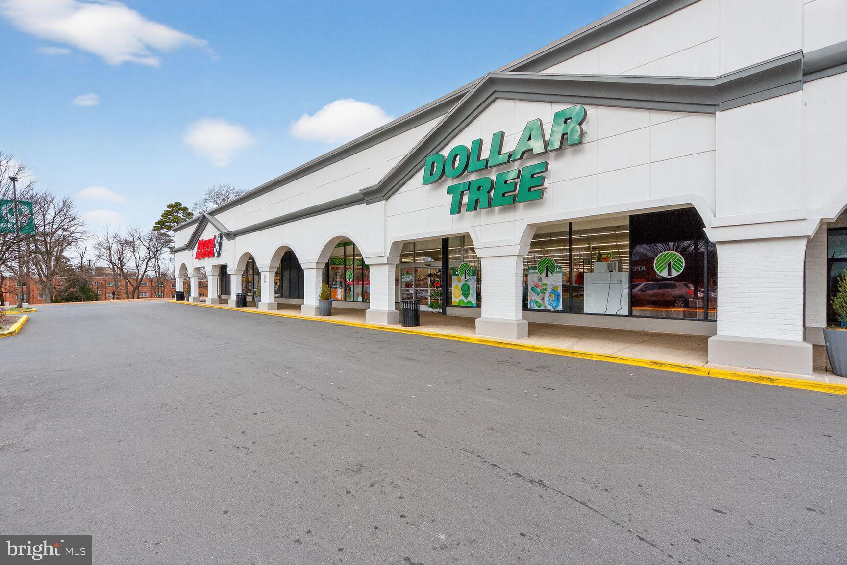 ADAMS WALK - Residential Lease