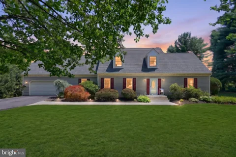 MLS: MDBC2169184