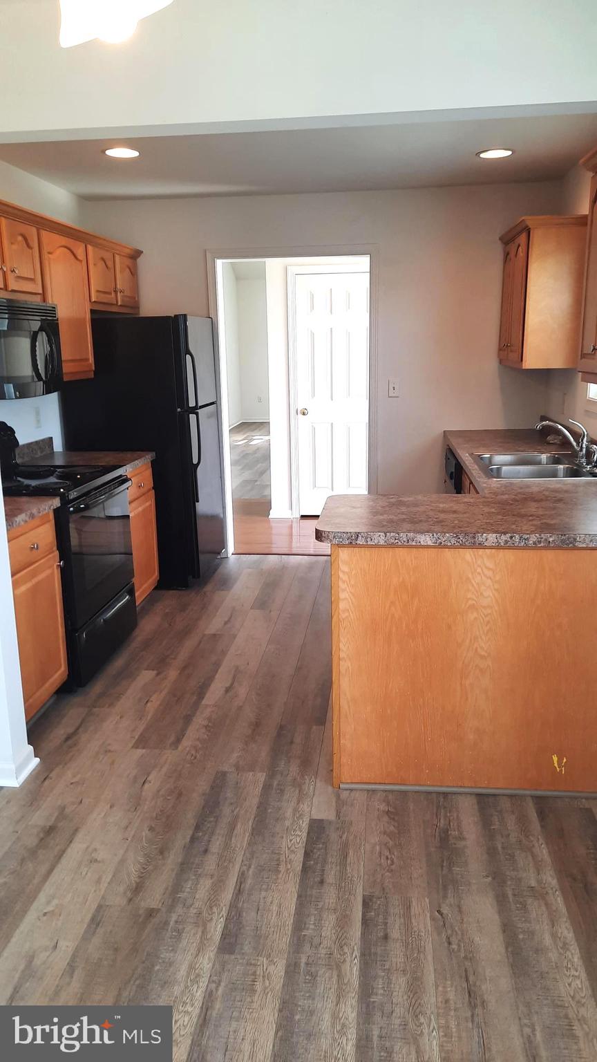 SILVER CREEK - Residential Lease