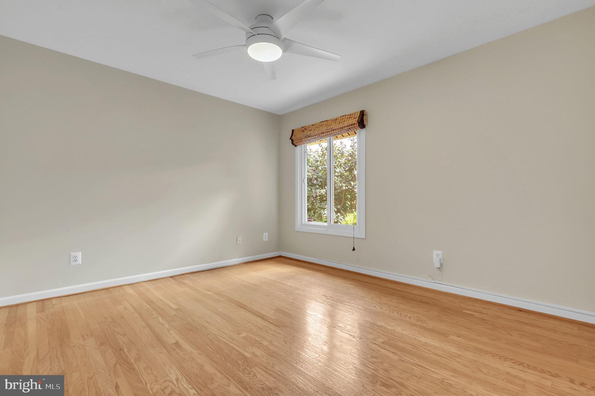 THE POINTS - Residential