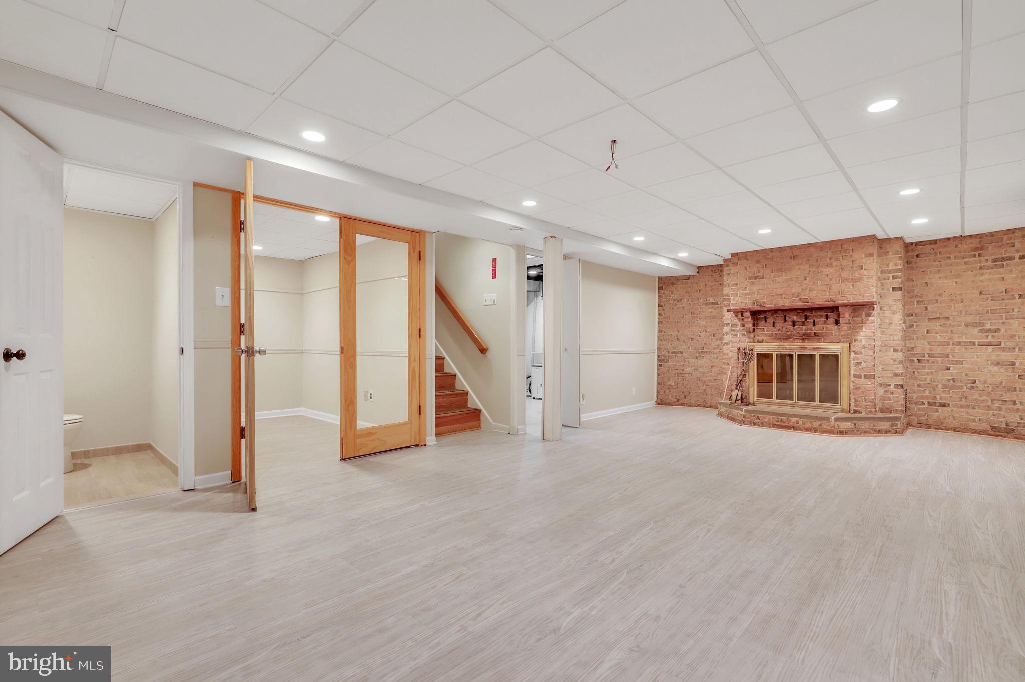 THE POINTS - Residential