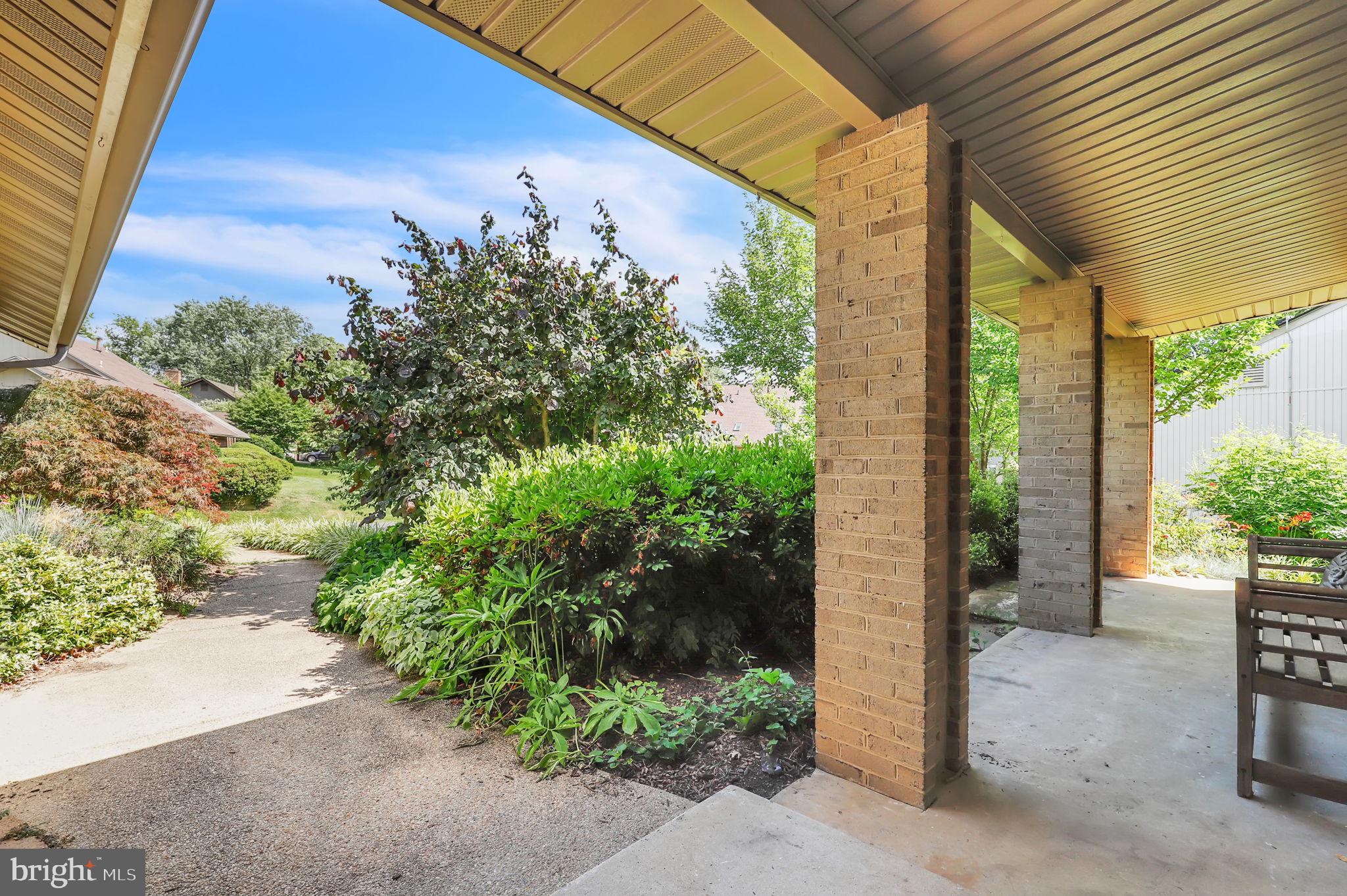 THE POINTS - Residential