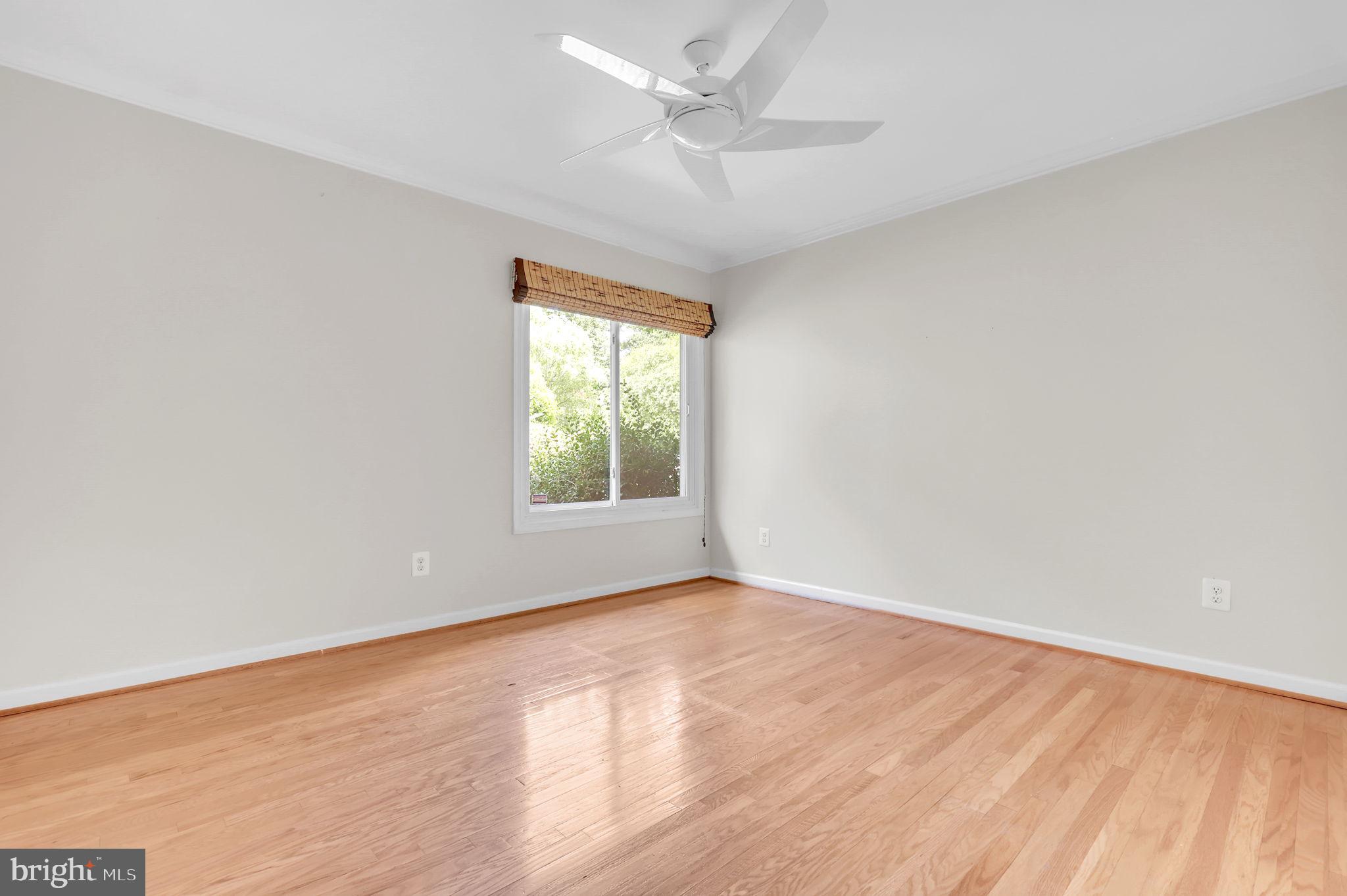 THE POINTS - Residential