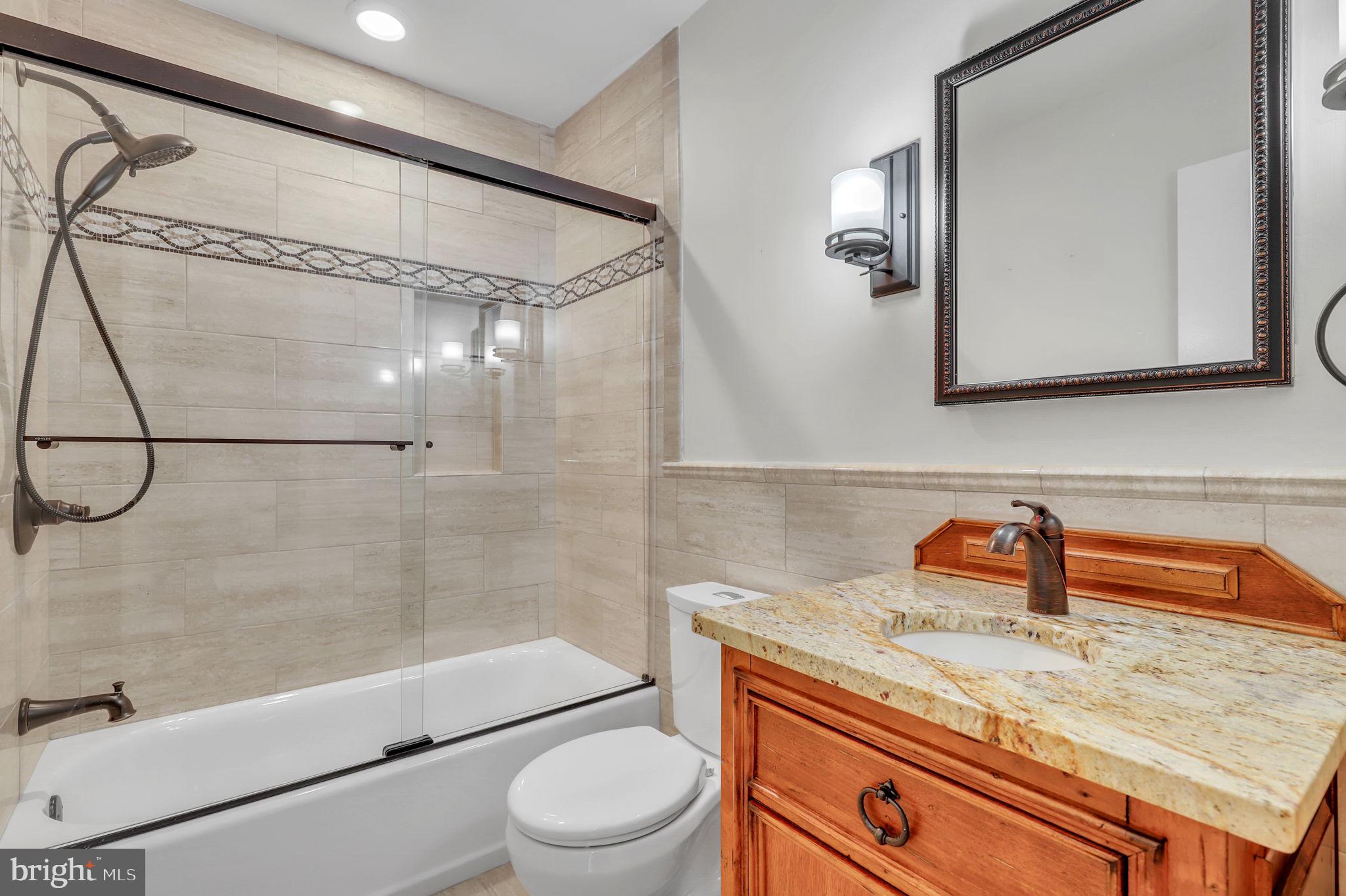 THE POINTS - Residential