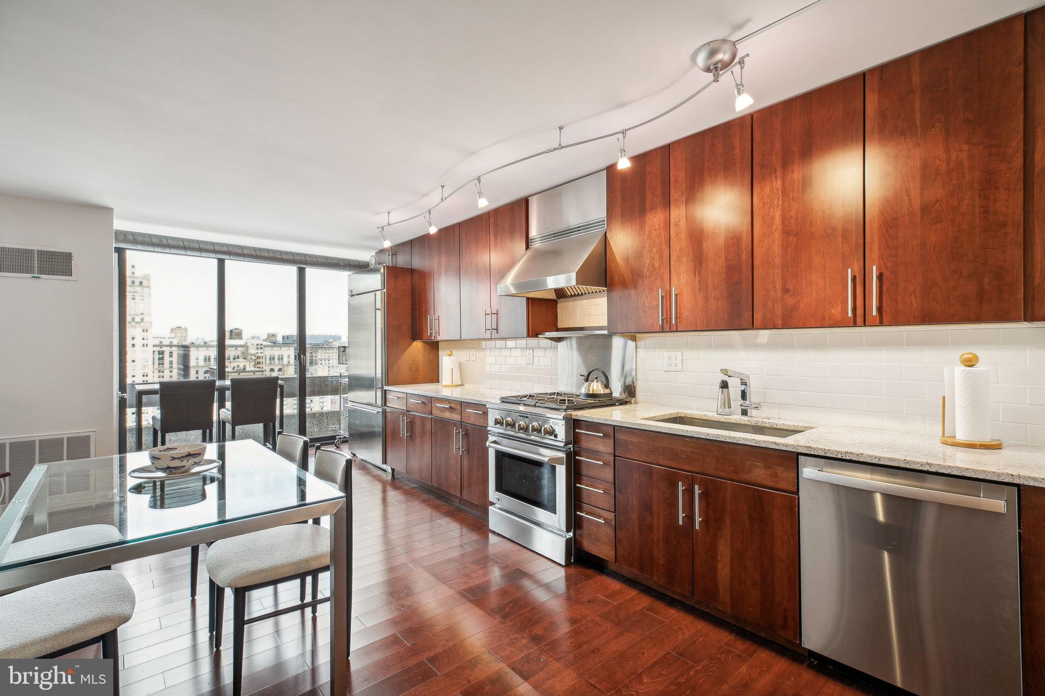 1326 SPRUCE STREET 42 2705