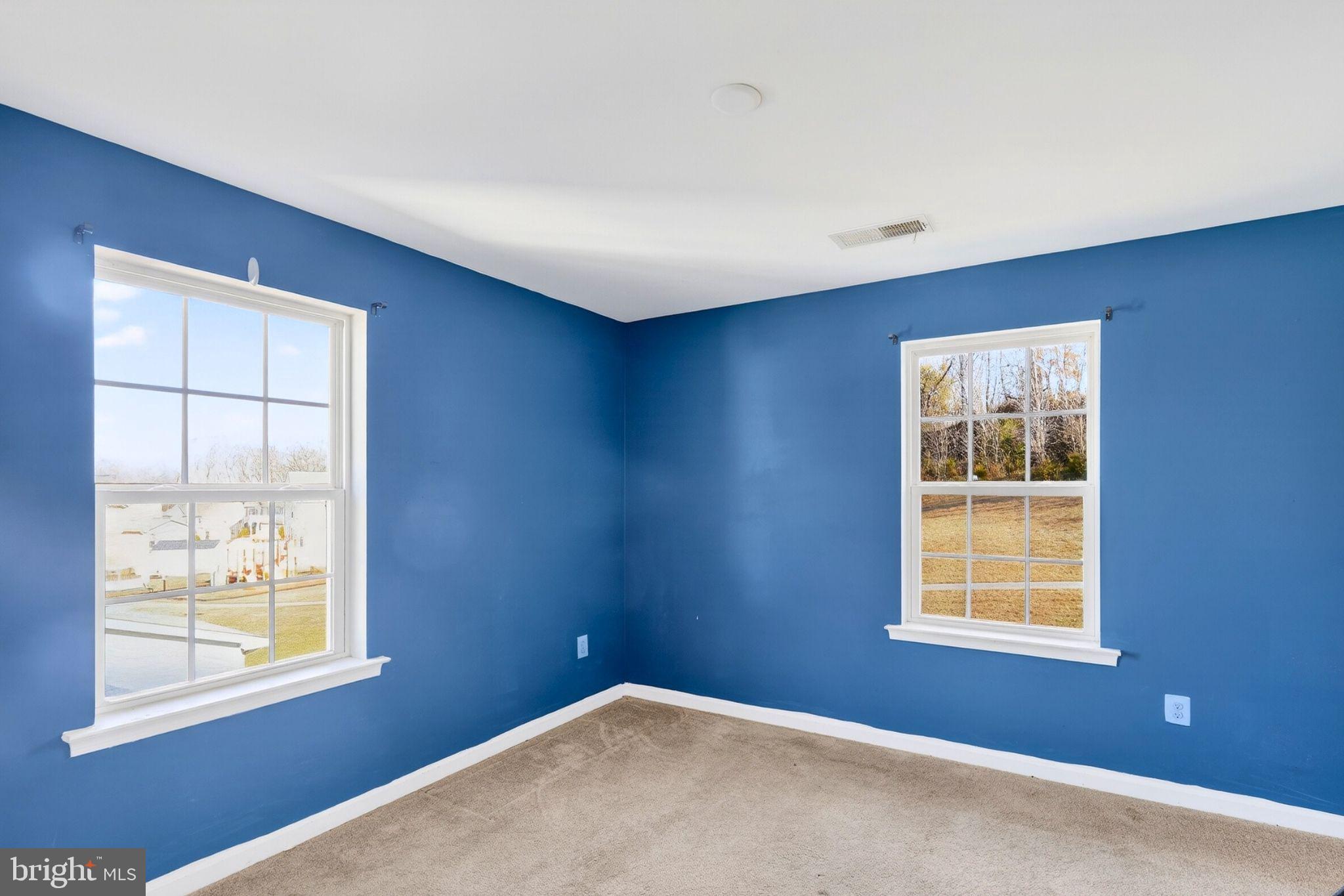 WINDSOR MANOR - Residential