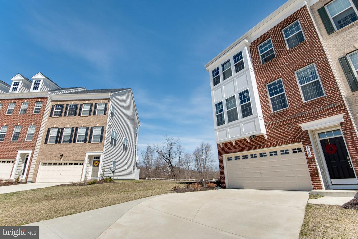 SMITH HOME FARM - Residential