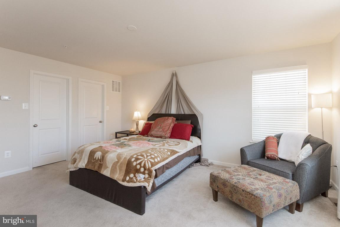 SMITH HOME FARM - Residential