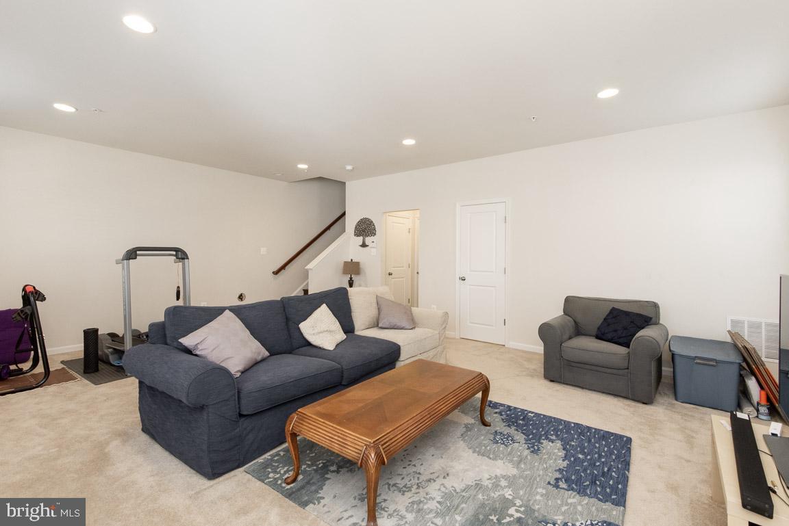 SMITH HOME FARM - Residential