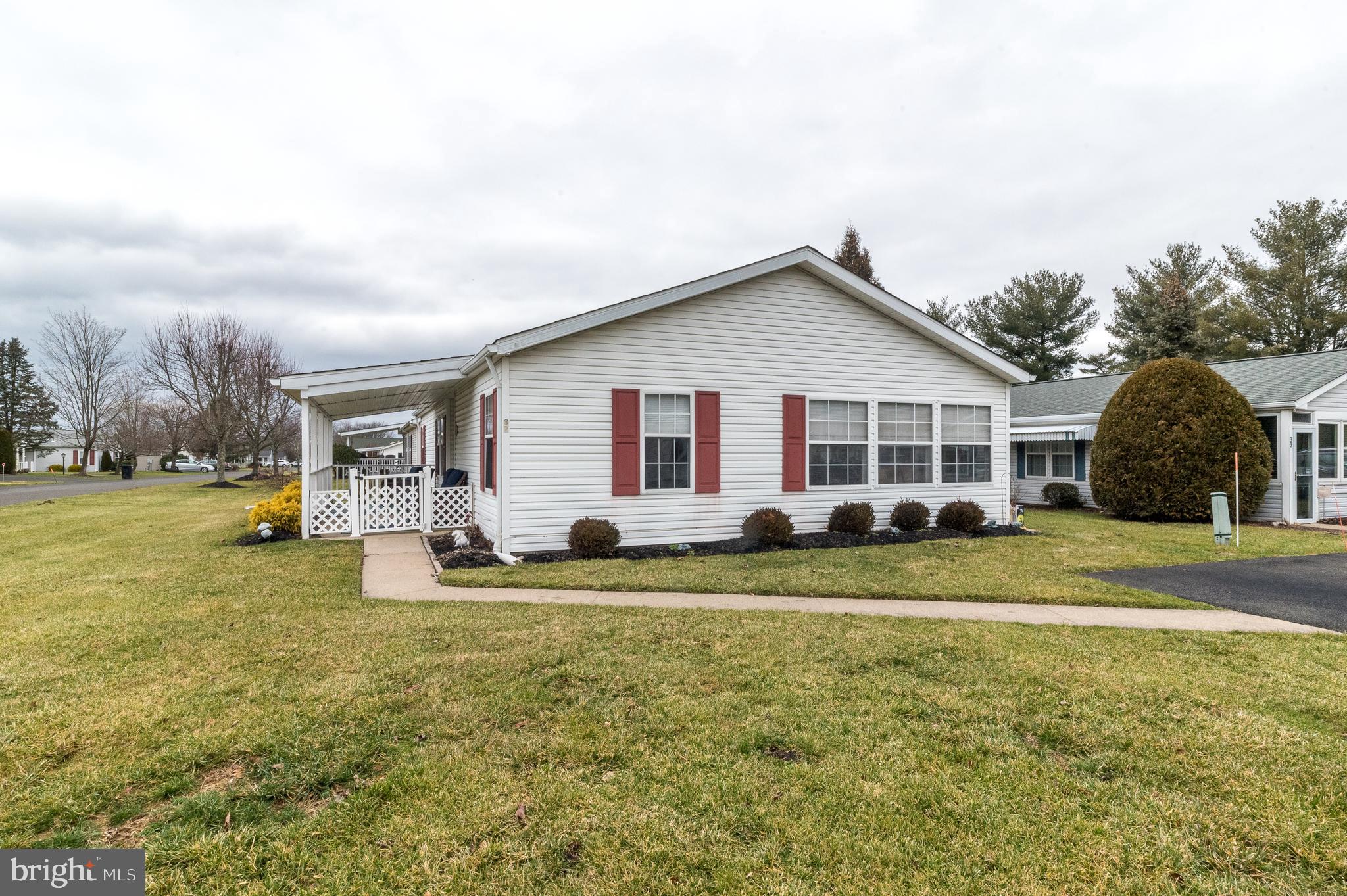 BUCKINGHAM SPRINGS - Residential