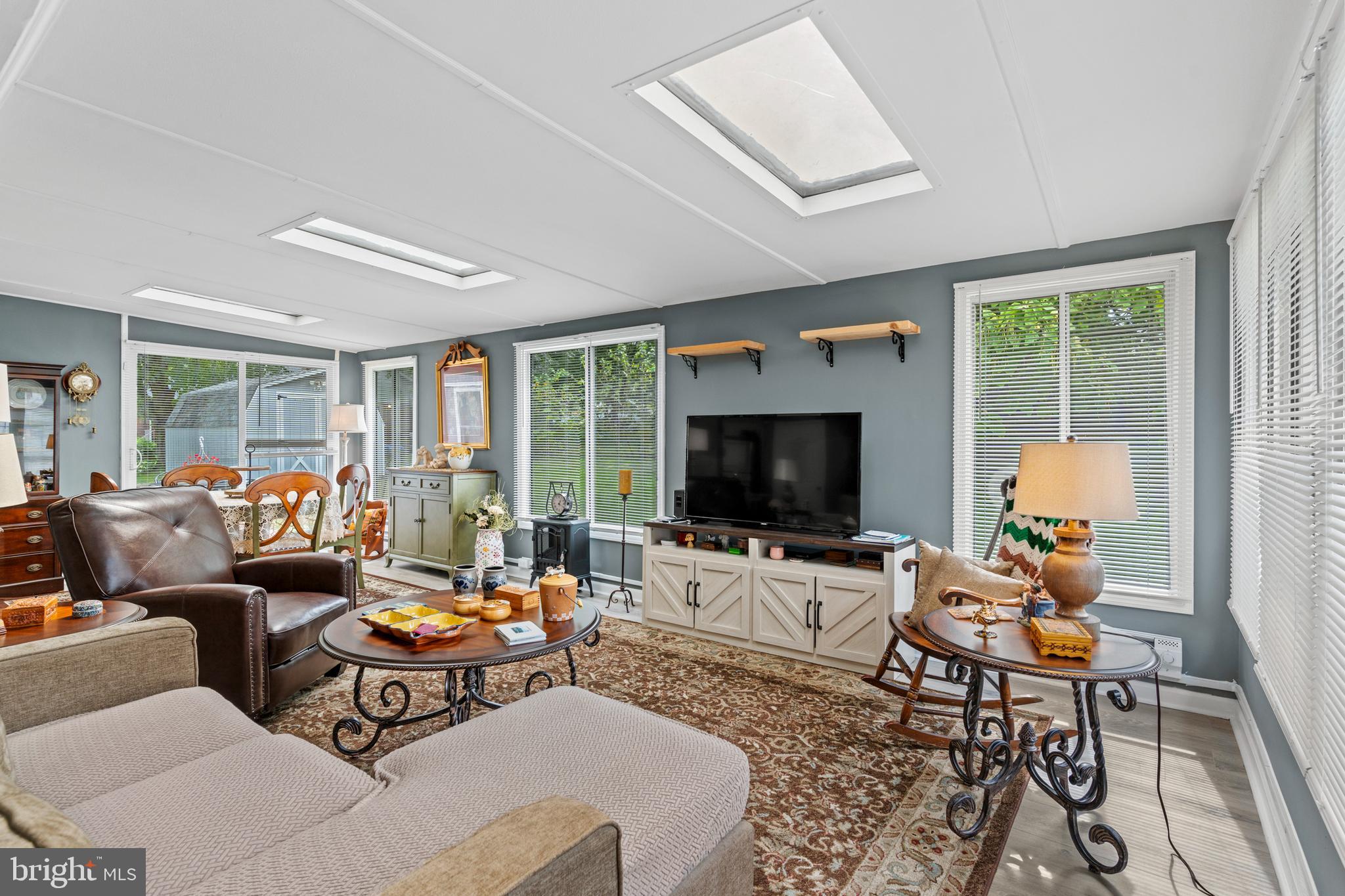 MONTROSE FARMS - Residential