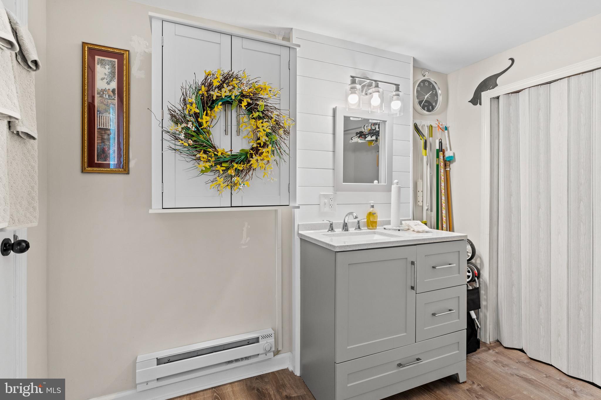 MONTROSE FARMS - Residential