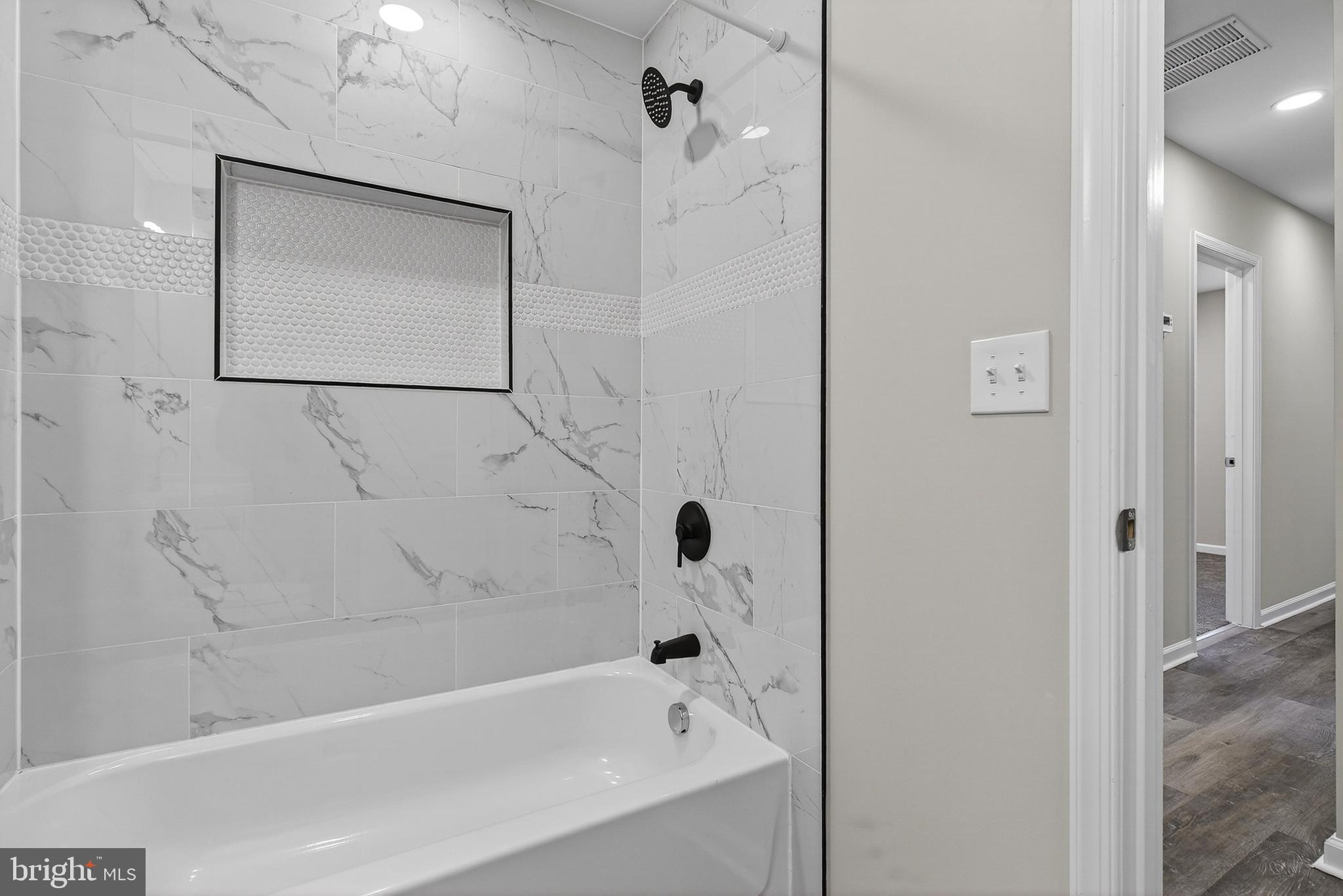 OLIVER - Residential